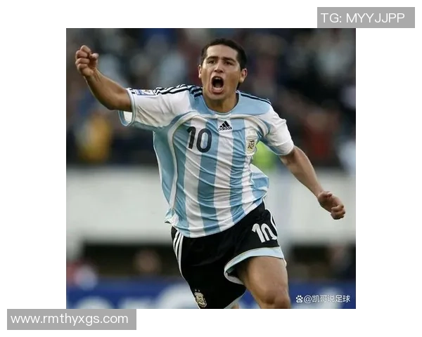 足球vlo带你领略世界足球的魅力与激情，探索球场背后的故事与传奇